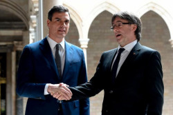 A Puigdemont y S&aacute;nchez Espa&ntilde;a les importa un pito.   Carlos Magdalena