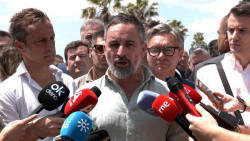 Abascal asegura que "no entregaran gratis o malbaratar&aacute;n" la confianza de los andaluces