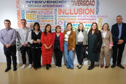 Abre en Torrelavega la exposici&oacute;n que repasa la labor de AMAT para celebrar sus 40 a&ntilde;os "salvando vidas"