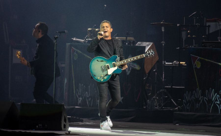Alejandro Sanz inicia este s&aacute;bado en La Cartuja su gira espa&ntilde;ola: "Hola mi gente, feliz por comenzar en casita"