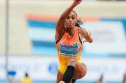 Ana Peleteiro repite seis a&ntilde;os despu&eacute;s su oro europeo `indoor` en triple salto