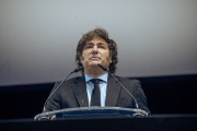 Argentina impone condiciones a la venta de la filial de Telef&oacute;nica en el pa&iacute;s a Telecom Argentina