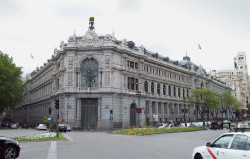 Banco de Espa&ntilde;a sigue estudiando topar las hipotecas, pero le preocupan los efectos del acceso a la vivienda