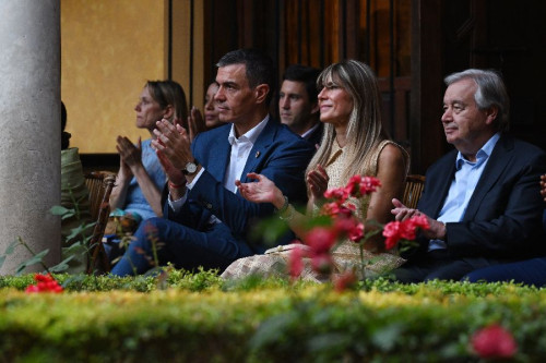 Bego&ntilde;a G&oacute;mez pide a Peinado que le autorice viajar a una cumbre de la OTAN y a la graduaci&oacute;n de su hija en Inglaterra