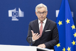 Bruselas apoya al Gobierno en "todo lo que haga" para acelerar el retorno de los migrantes en Ceuta