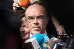 Buxad&eacute; (Vox) acusa a S&aacute;nchez de ser el "responsable" de la situaci&oacute;n migratoria en Ceuta, que tilda de "asalto masivo"