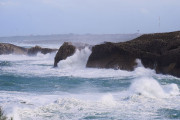 Cantabria estar&aacute; este viernes en alerta naranja por costeros, con olas de hasta ocho metros