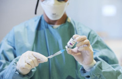 Cantabria invertir&aacute; 13,8 millones en la pr&oacute;xima campa&ntilde;a de vacunaci&oacute;n, un 28% m&aacute;s