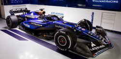 Carlos Sainz estrena en Silverstone el nuevo FW47: "Ha ido todo bien"