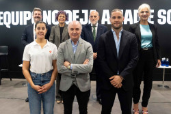Carolina Mar&iacute;n: "No echo de menos competir, he ganado una medalla que es el apoyo y el cari&ntilde;o de la gente"