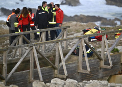 Casares y alcaldesa siguen tir&aacute;ndose piedras y deber&iacute;an dejar actuar a la magistrada