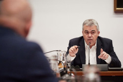 Cerd&aacute;n quiso un "pisazo" de casi un mill&oacute;n entre recelos de su socio y comprador: "Han estado viendo uno de 950"