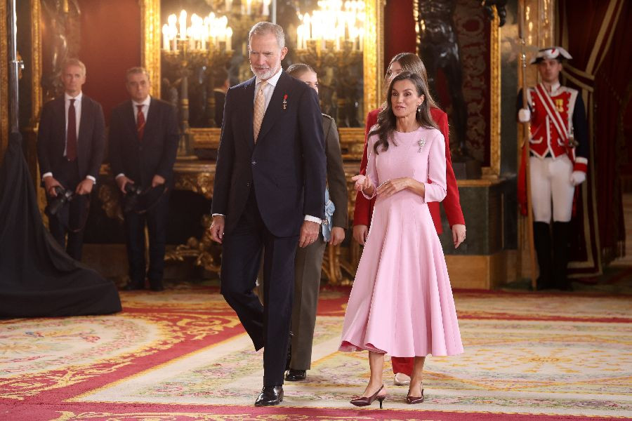 Ceuta se vuelca con los Reyes: "Bienvenidos a vuestra casa, majestades"
