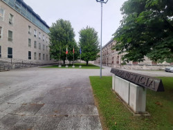 Condenada a nueve meses de prisi&oacute;n por increpar a una extranjera que hac&iacute;a topless en una playa de Santander