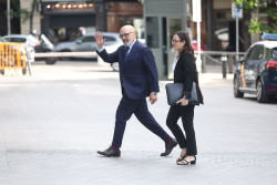 El abogado de Cerd&aacute;n reconoce pagos del PSOE y reuniones junto a Leire D&iacute;ez con la Fiscal&iacute;a General pero no los motivos