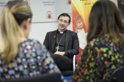 El arzobispo de Madrid, Jos&eacute; Cobo, no descarta un encuentro entre el Papa y Bad Bunny en junio: "Puede haber puentes"