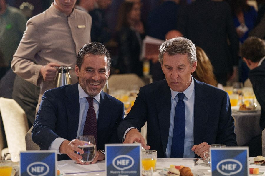 El caos total, la ministra de Sanidad que los pasajeros del crucero tienen que hacer cuarentena y Robles que se pueden ir a casa
