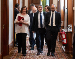 El Congreso har&aacute; un pleno extra el jueves para votar el decreto anticrisis, al vetar el PP el cambio en el orden del d&iacute;a