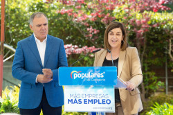El diputado Popular Lorenzo Vidal amaga una escapada del pelot&oacute;n...Por Carlos Magdalena Menchaca