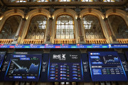 $posts[$i]->TITULO