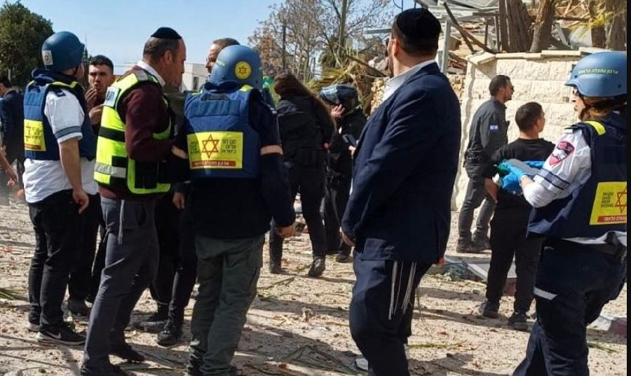 El impacto de un misil iran&iacute; deja al menos seis muertos y 20 heridos en el centro de Israel