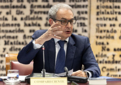 El juez investiga a Zapatero por presunto delito fiscal y de contrabando al no ver justificado el origen de sus joyas
