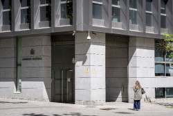 El juez Pedraz imputa a un exjefe policial por la investigaci&oacute;n ilegal a Podemos