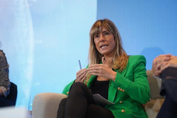 El juez,&iexcl;pobre juez! cita a Bego&ntilde;a G&oacute;mez, mujer del presidente S&aacute;nchez , a declarar como imputada  el 5 de julio