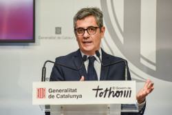 El ministro de justicia Bola&ntilde;os ve "simples indicios" en la imputaci&oacute;n de Zapatero 