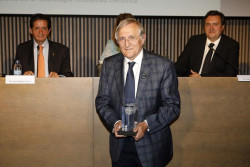 El neur&oacute;logo c&aacute;ntabro Jos&eacute; &Aacute;ngel Berciano, premiado por la SEN por su labor cient&iacute;fica