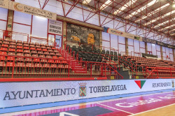 El pabell&oacute;n Vicente Trueba de Torrelavega estrena hoy las pantallas LED instaladas