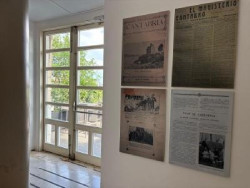 El Parlamento renueva la ambientaci&oacute;n de su cafeter&iacute;a con 24 portadas de prensa hist&oacute;rica de Cantabria