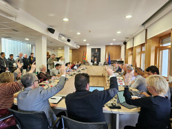 El Pleno de la Corporaci&oacute;n aprueba la adjudicaci&oacute;n del nuevo contrato del servicio de transporte urbano y escolar