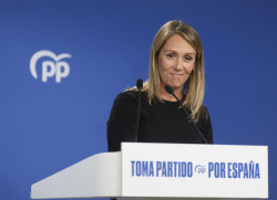 El PP afirma que Bola&ntilde;os "se ha cre&iacute;do que su ministerio es el departamento de Comunicaci&oacute;n del PSOE"