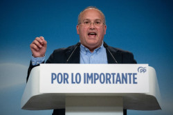 El PP tacha de "insultante" el balance de S&aacute;nchez y dice que la realidad es "corrupci&oacute;n integral y par&aacute;lisis pol&iacute;tica"