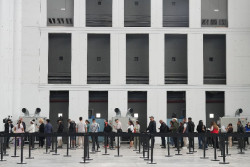 El Supremo propone llevar al TJUE la regularizaci&oacute;n de migrantes por posible "colisi&oacute;n" con la normativa europea