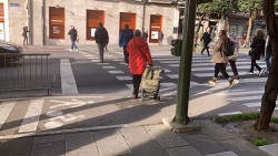 En Santander hay que pasear con casco.  Carlos Magdalena