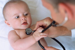  Enfermeros y pediatras dan pautas para saber c&oacute;mo actuar si los menores necesitan asistencia sanitaria