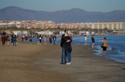 España registrará temperaturas de hasta 22ºC este puente de diciembre, pero habrá nieblas densas en el interior