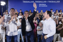 Feij&oacute;o acusa a S&aacute;nchez de estar "detr&aacute;s de las cloacas" y promete un Gobierno "limpio y decente" conforme a su biograf&iacute;a