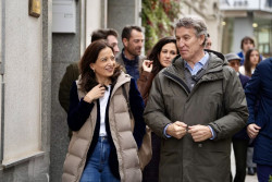 Feijóo acusa al PSOE de "mirar para otro lado" en el `caso Salazar`: "Es un partido peligroso para las mujeres"