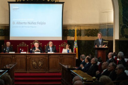 Feij&oacute;o se compromete a "incrementar las plantillas" m&eacute;dicas y a crear un fondo estatal para enfermedades raras