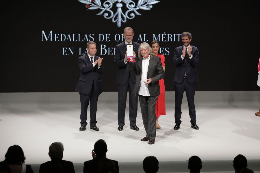 Felipe VI elogia a los galardonados con la Medalla de las Artes como "prueba de que la cultura permanece viva"