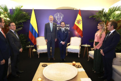 Felipe VI y De la Espriella escenifican la relaci&oacute;n de "fraternidad" de Espa&ntilde;a y Colombia antes de la toma de posesi&oacute;n