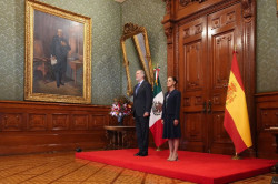 Felipe VI y Sheinbaum mantienen un encuentro en M&eacute;xico con el que escenifican el acercamiento entre pa&iacute;ses