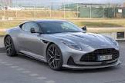 Fernando Alonso: "La ambición de Aston Martin es ganar títulos y carreras en el futuro"