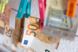 Funcas recorta dos décimas su previsión para la tasa general de inflación, hasta el 2,3% de media en 2025