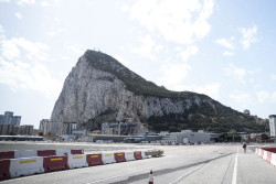 Gibraltar confirma que el aeropuerto opera con normalidad tras la primera fase del Sistema de Entradas y Salidas