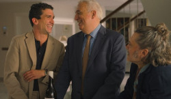 Jaime Lorente y Leo Harlem presentan `Coartadas`, un "Ocean`s eleven" a la española: "Con humor los mensajes calan más"