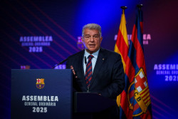 Joan Laporta anuncia su precandidatura a la presidencia del FC Barcelona con el lema `Defensem el Bar&ccedil;a`